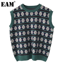 Load image into Gallery viewer, [EAM] Green Big Size Knitting Sweater Loose Fit Round Neck Sleeveless Women Pullovers New Fashion Tide Autumn Winter 2020 1DB855